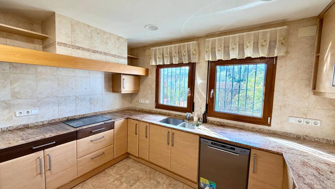 Sale - Villa - Pedreguer - Pedreguer Centro