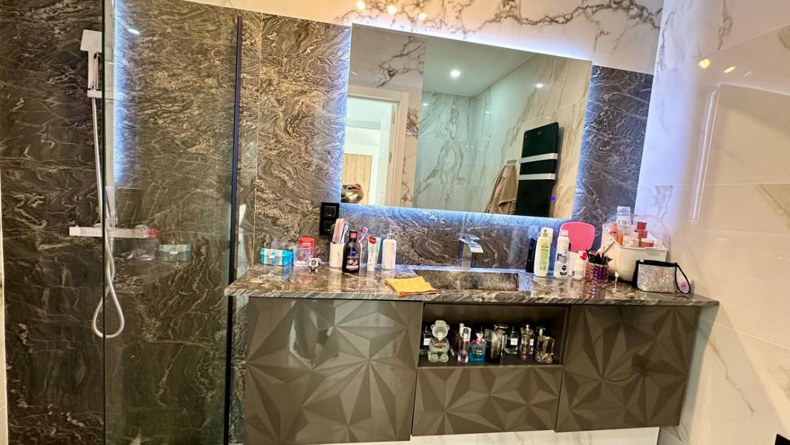 Sale - Villa - Petrel - Petrer