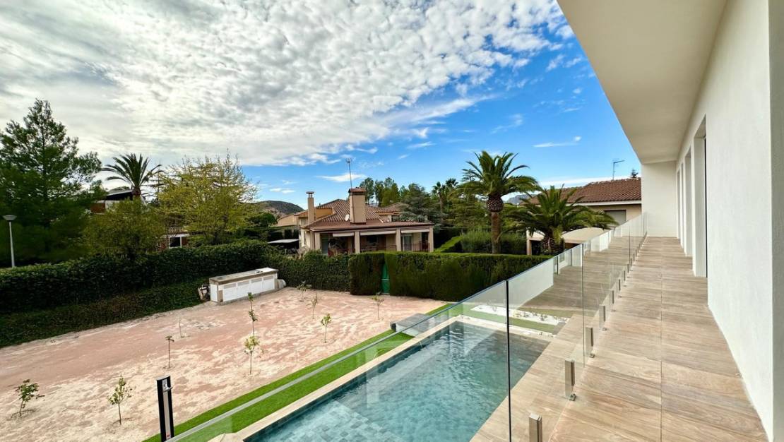 Sale - Villa - Petrel - Petrer