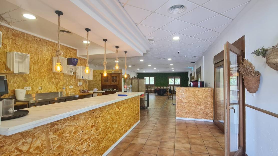 Sale - Villa - Petrel - Petrer