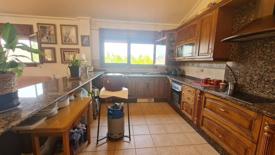 Sale - Villa - Petrel - Petrer