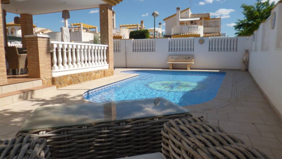 Sale - Villa - Pilar de la Horadada - Pilar de la Horadada Centro