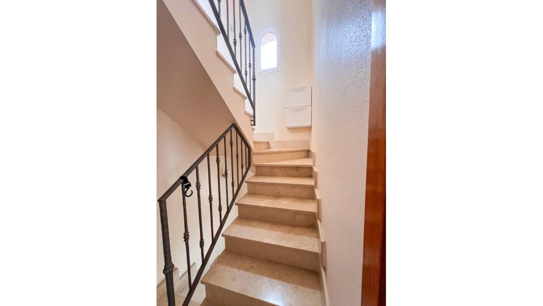 Sale - Villa - Pilar de la Horadada - Pilar de la Horadada Centro