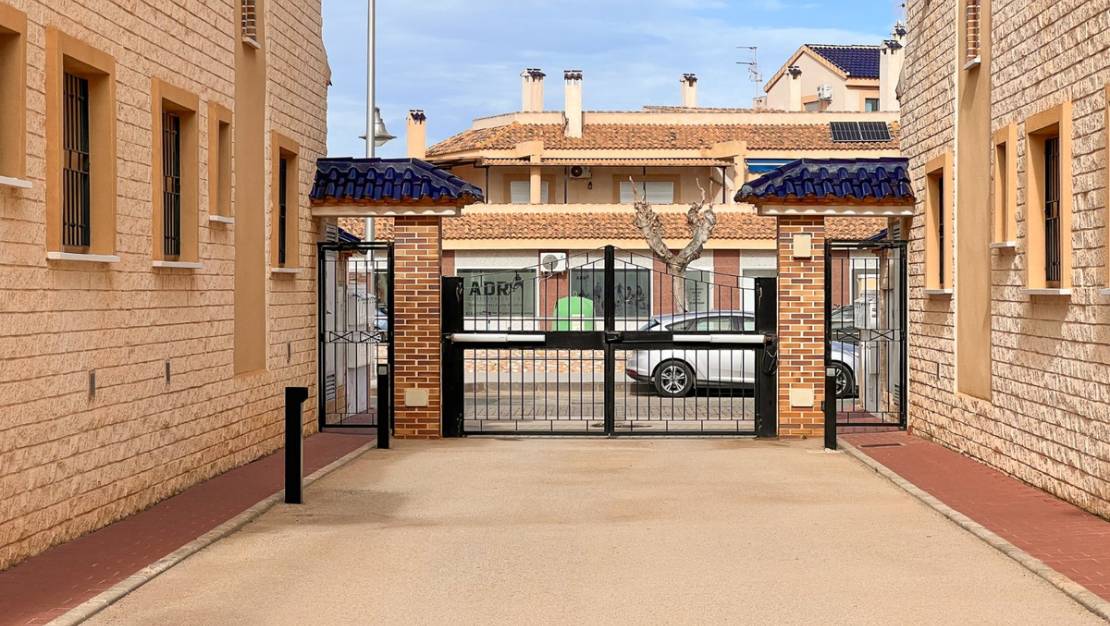 Sale - Villa - Pilar de la Horadada - Pilar de la Horadada Centro