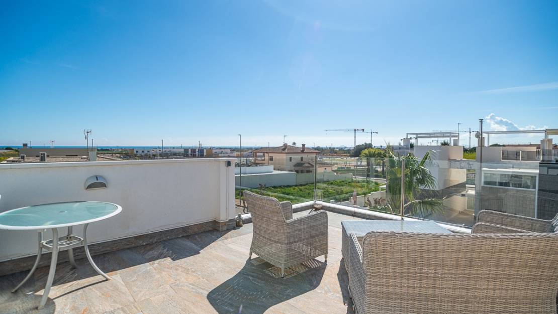 Sale - Villa - Pilar de la Horadada - Pilar de la Horadada Centro