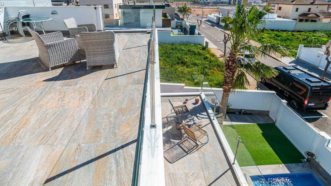 Sale - Villa - Pilar de la Horadada - Pilar de la Horadada Centro