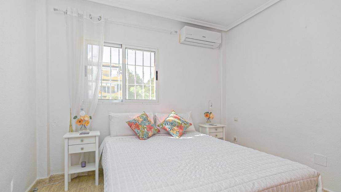 Sale - Villa - Pilar de la Horadada - Pilar de la Horadada Centro