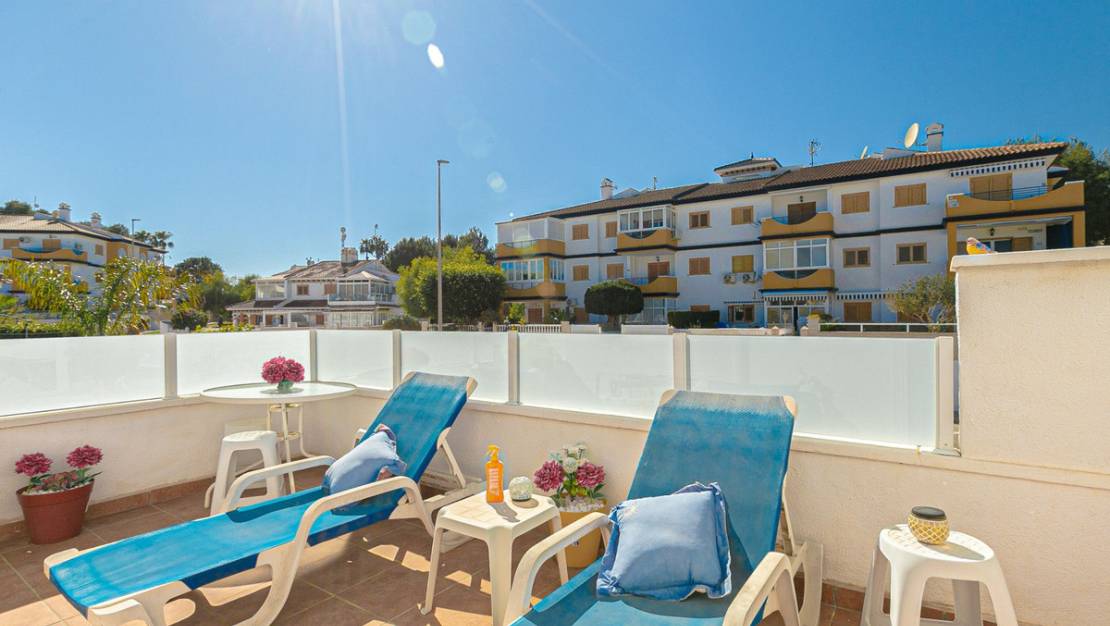 Sale - Villa - Pilar de la Horadada - Pilar de la Horadada Centro