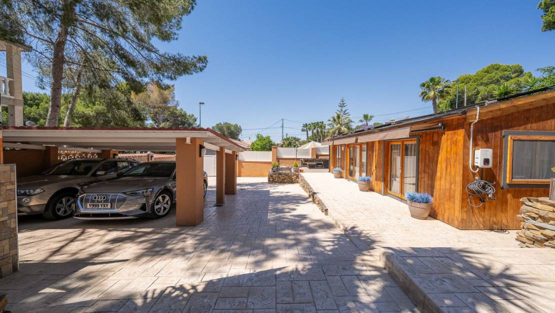 Sale - Villa - Pilar de la Horadada - Pilar de la Horadada Centro