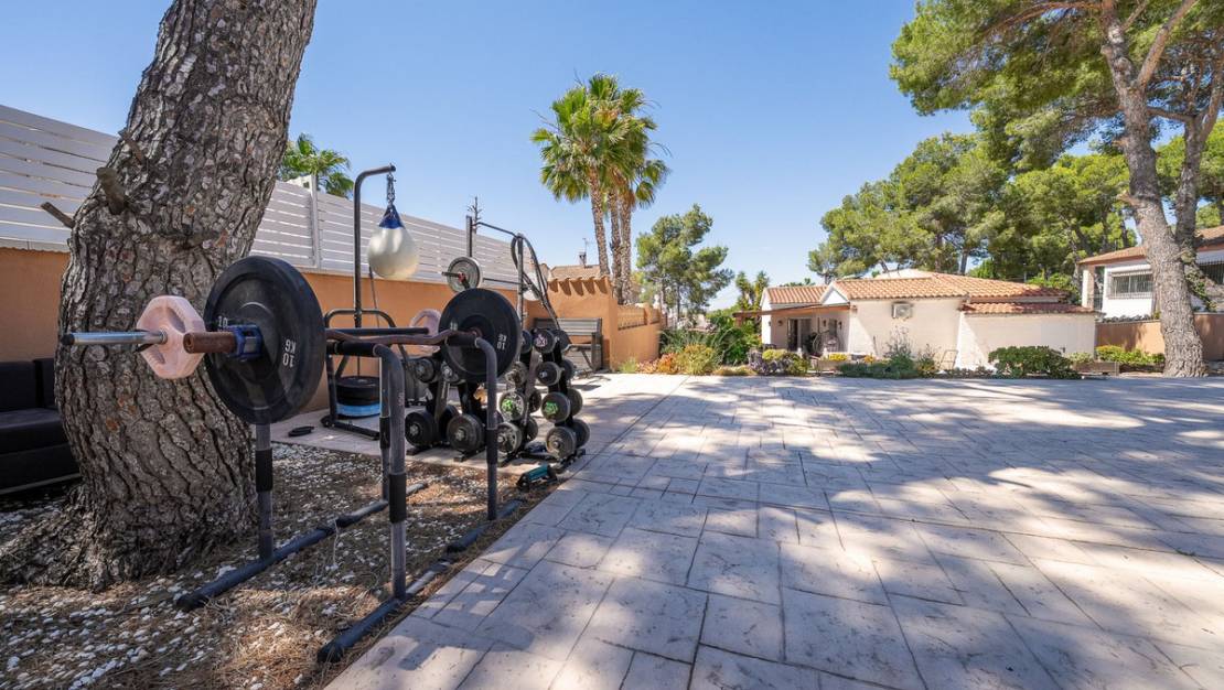 Sale - Villa - Pilar de la Horadada - Pilar de la Horadada Centro