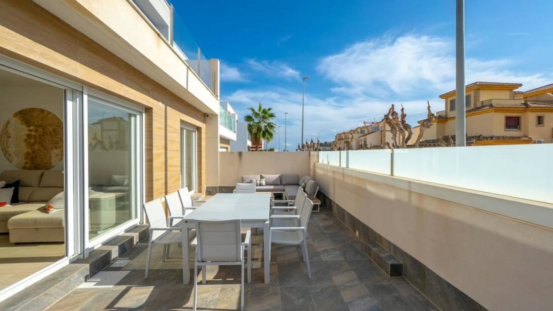 Sale - Villa - Pilar de la Horadada - Pilar de la Horadada Centro