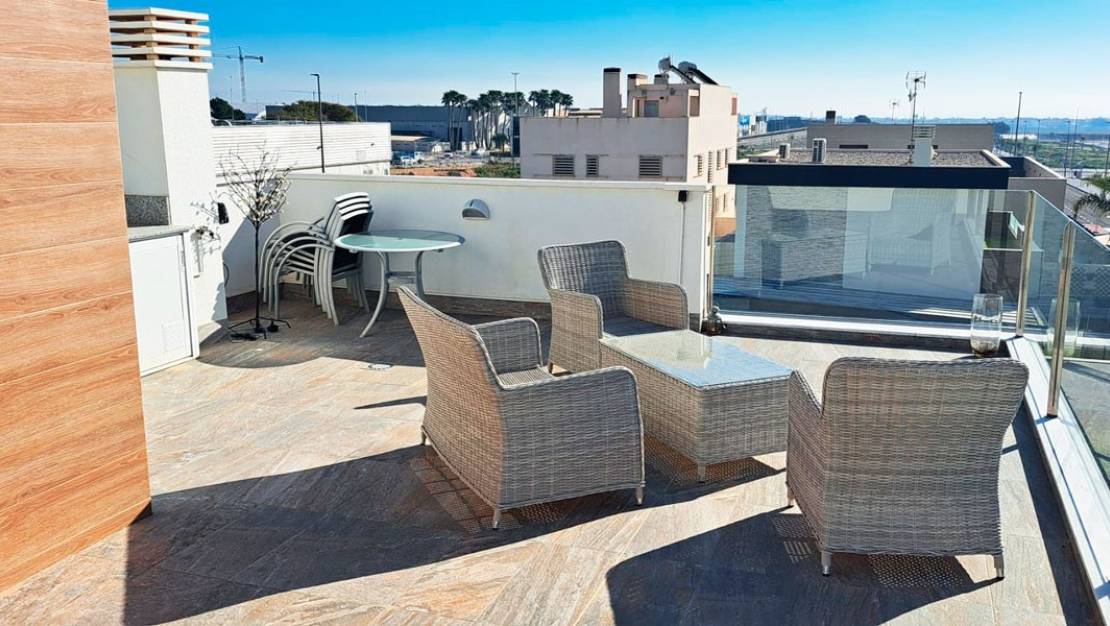 Sale - Villa - Pilar de la Horadada - Pilar de la Horadada Centro