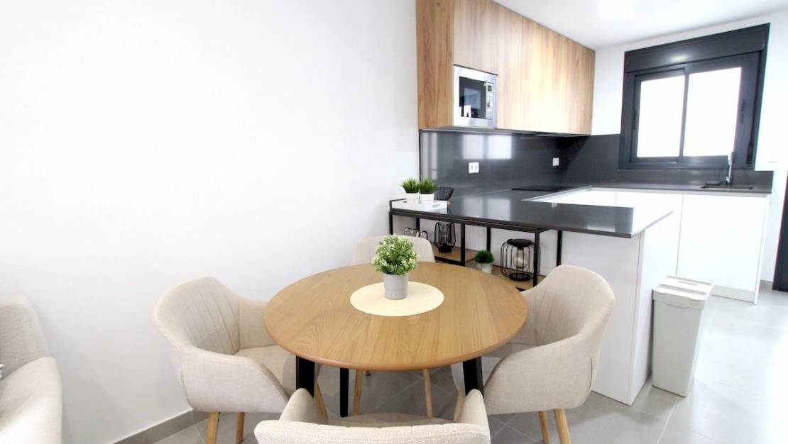 Sale - Villa - Pilar de la Horadada - Pilar de la Horadada Centro