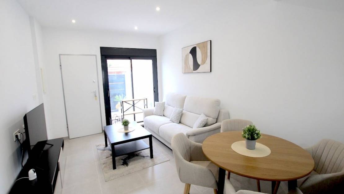 Sale - Villa - Pilar de la Horadada - Pilar de la Horadada Centro