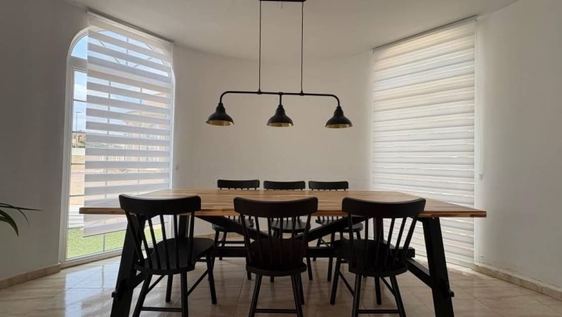 Sale - Villa - Pilar de la Horadada - Pinar de Campoverde