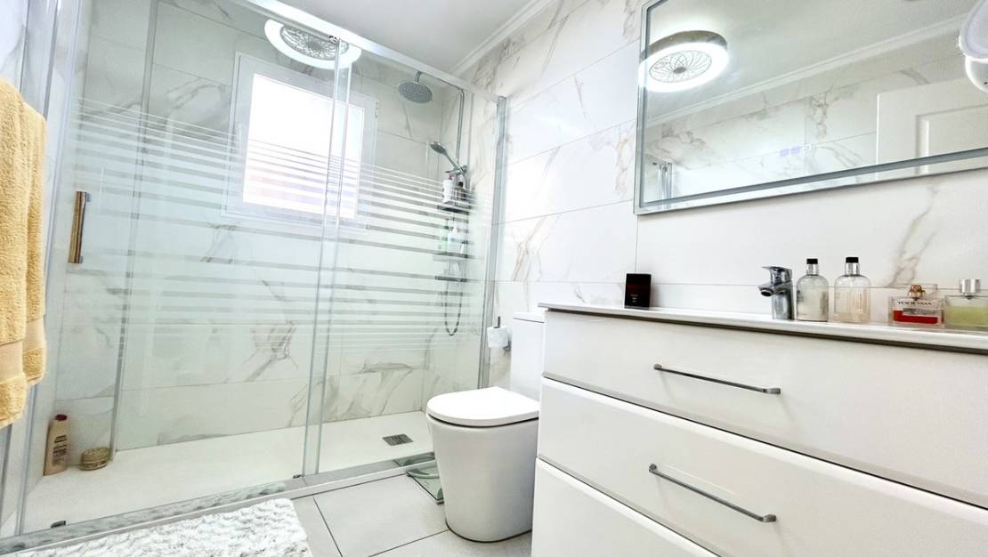 Sale - Villa - Pilar de la Horadada - Pinar de Campoverde