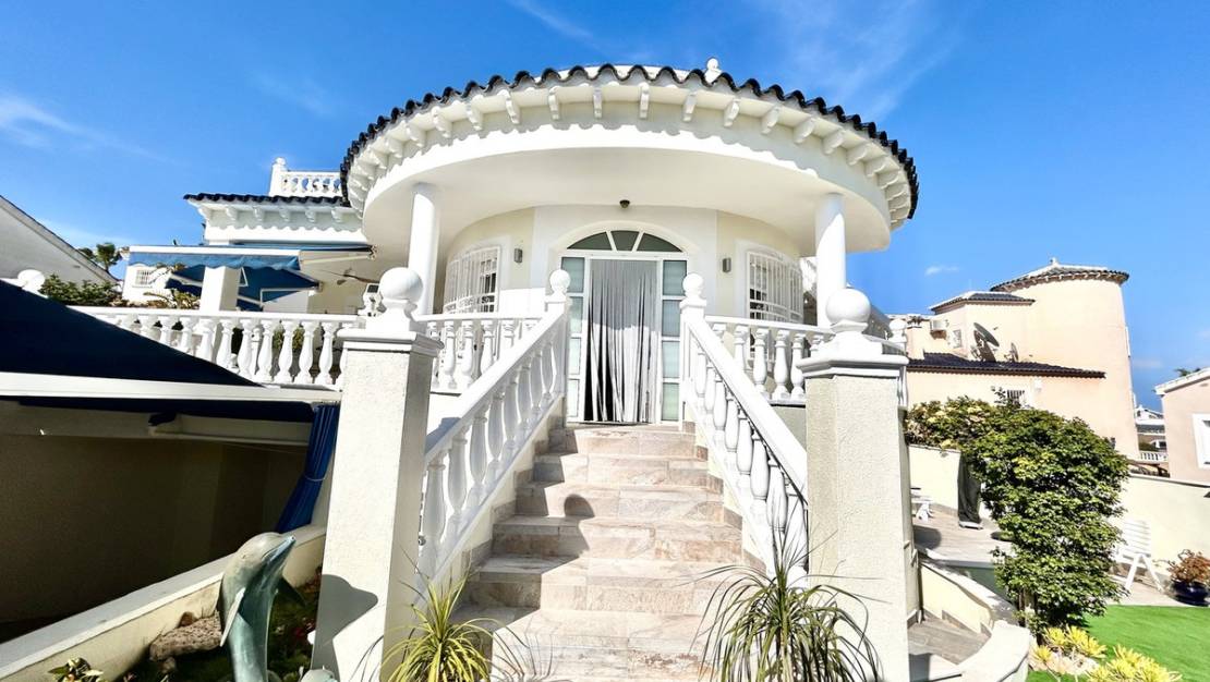 Sale - Villa - Pilar de la Horadada - Pinar de Campoverde