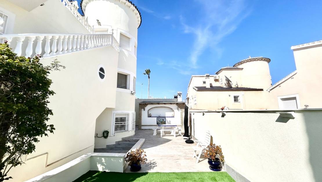 Sale - Villa - Pilar de la Horadada - Pinar de Campoverde