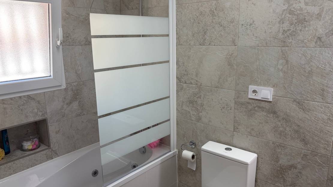Sale - Villa - Pilar de la Horadada - Pinar de Campoverde