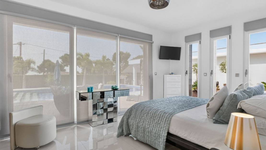 Sale - Villa - Pilar de la Horadada - Pinar de Campoverde