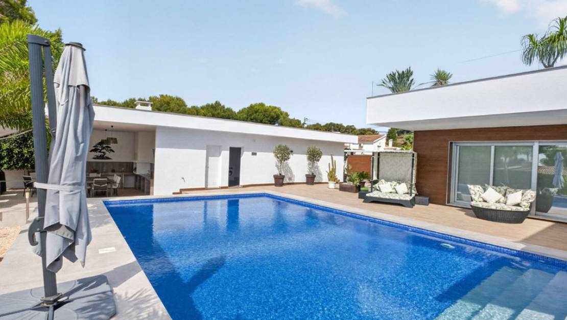 Sale - Villa - Pilar de la Horadada - Pinar de Campoverde