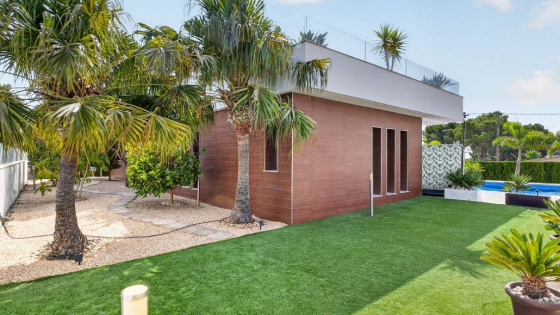 Sale - Villa - Pilar de la Horadada - Pinar de Campoverde