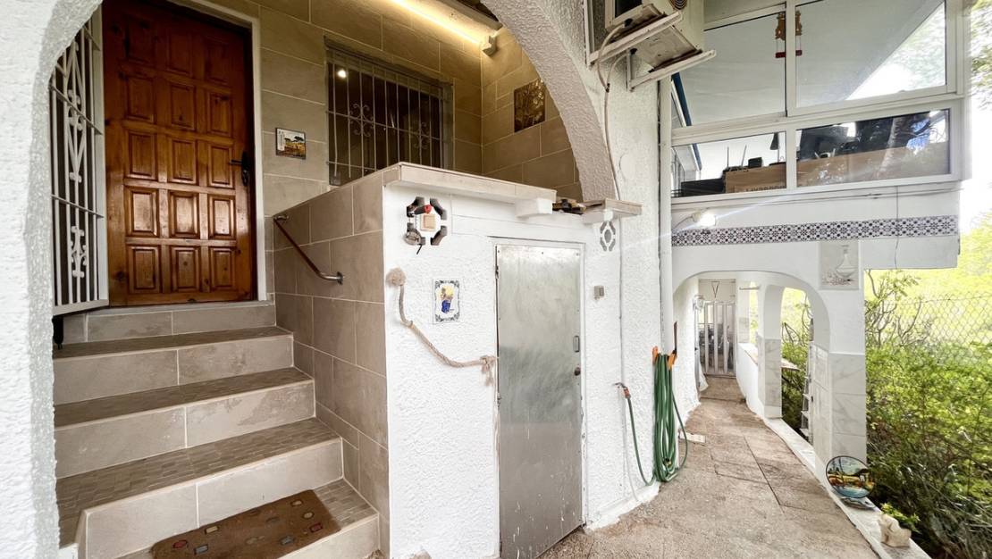 Sale - Villa - Pilar de la Horadada - Pinar de Campoverde