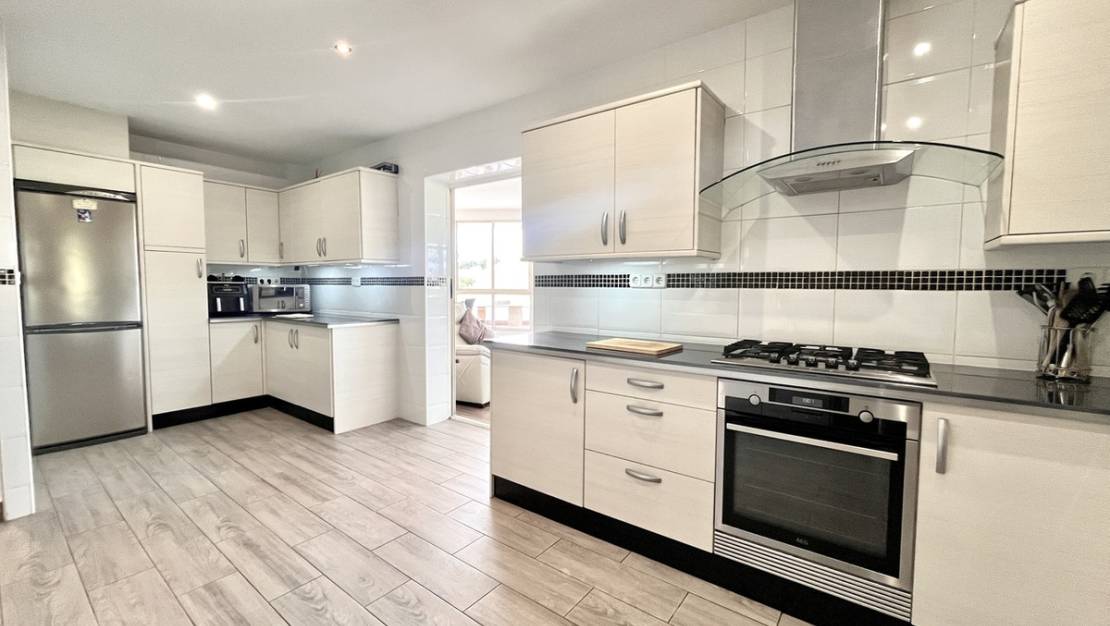 Sale - Villa - Pilar de la Horadada - Pinar de Campoverde