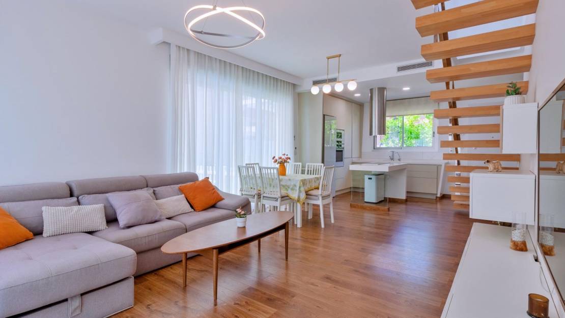 Sale - Villa - Pilar de la Horadada - Pueblo Latino