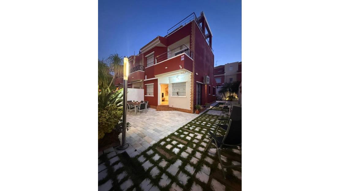 Sale - Villa - Pilar de la Horadada - Torre de la Horadada