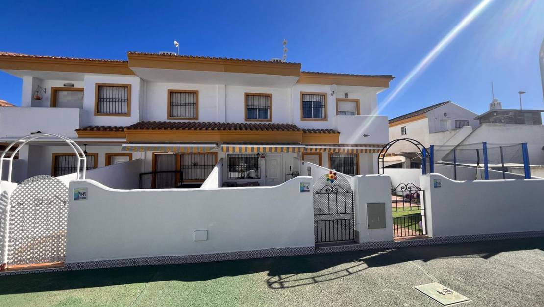 Sale - Villa - Pilar de la Horadada - Torre de la Horadada