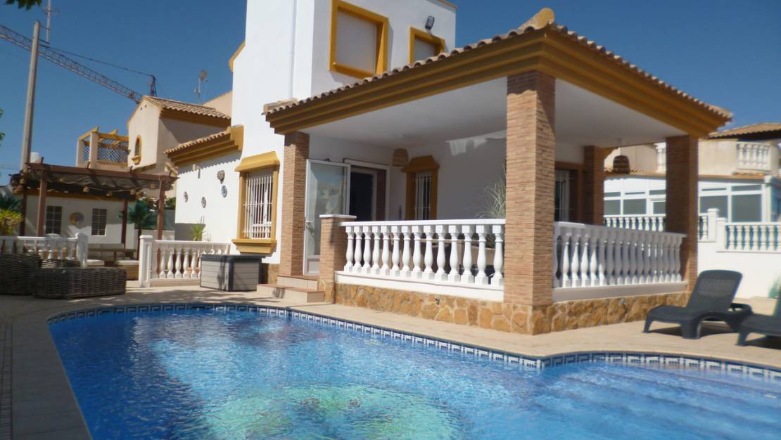 Sale - Villa - Pilar de la Horadada