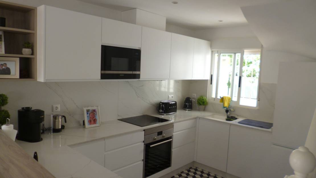 Sale - Villa - Pilar de la Horadada