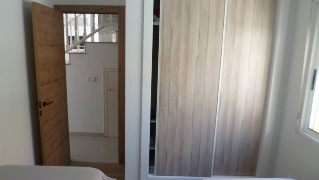 Sale - Villa - Pilar de la Horadada