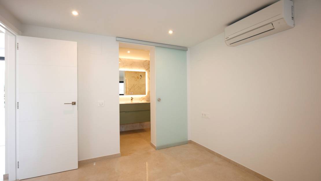 Sale - Villa - Pinoso - Los Pinos