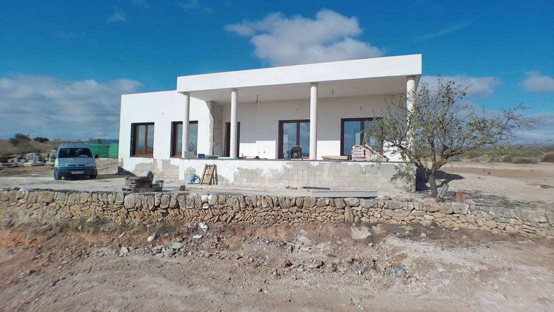 Sale - Villa - Pinoso - Pinoso Centro
