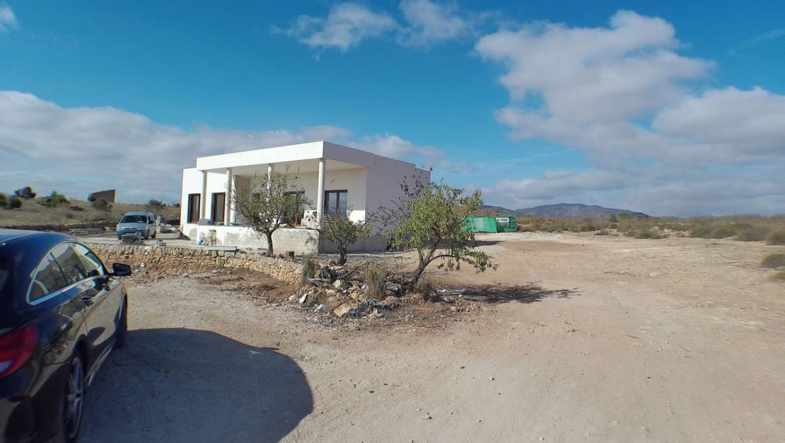 Sale - Villa - Pinoso - Pinoso Centro