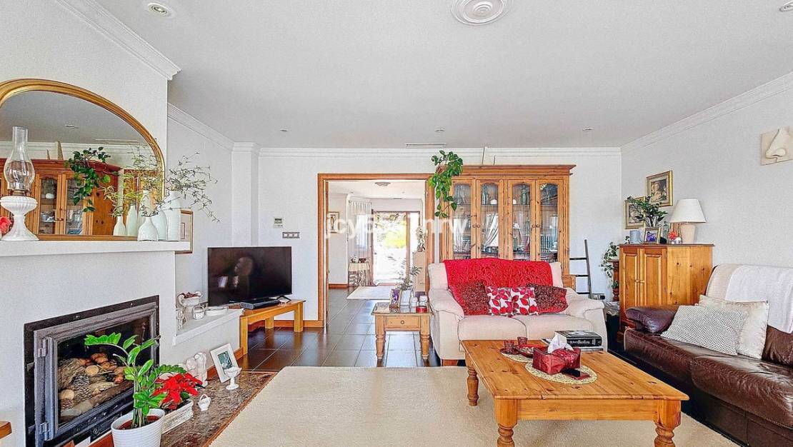 Sale - Villa - Pinoso - Pinoso Centro