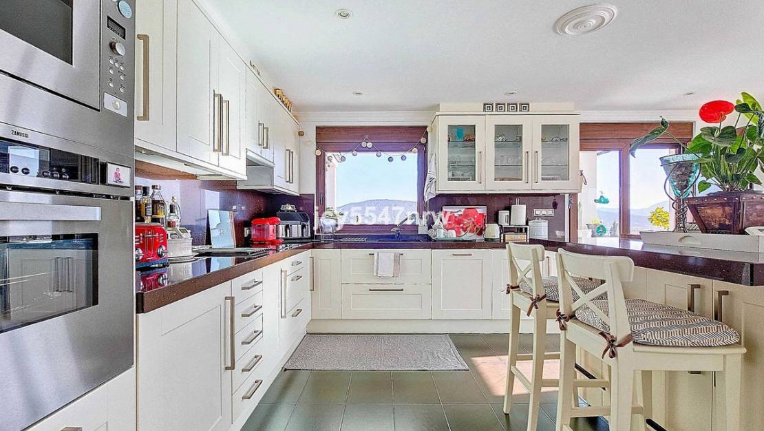 Sale - Villa - Pinoso - Pinoso Centro