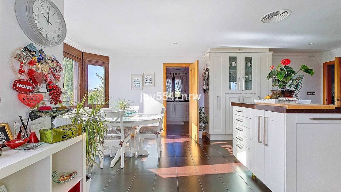 Sale - Villa - Pinoso - Pinoso Centro