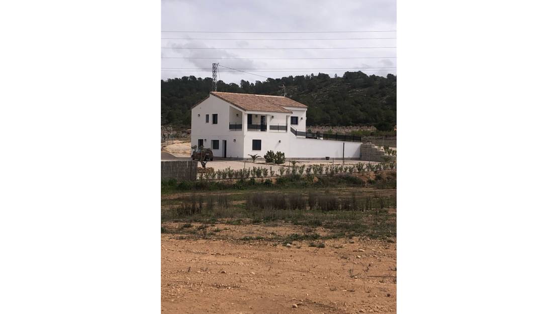 Sale - Villa - Pinoso - Pinoso Centro