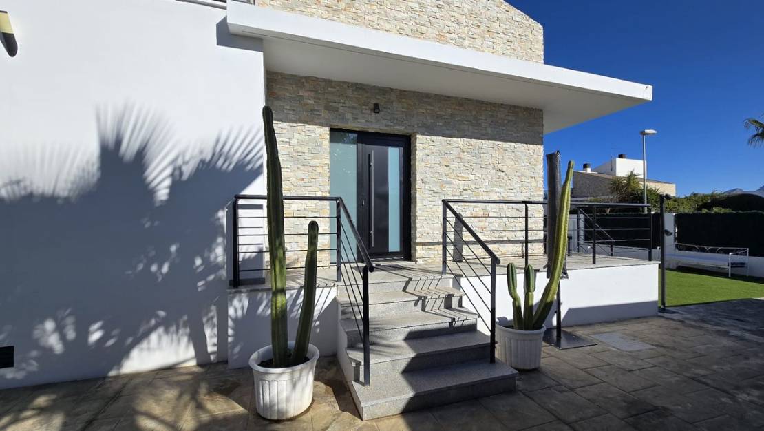 Sale - Villa - Polop - Polop Centro