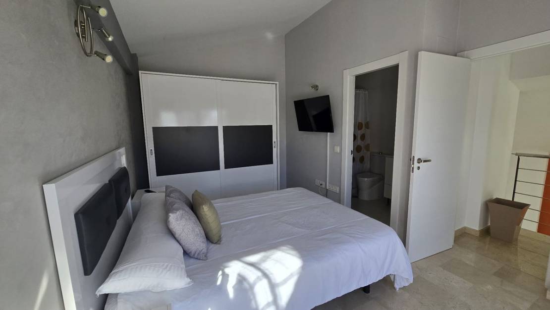 Sale - Villa - Polop - Polop Centro