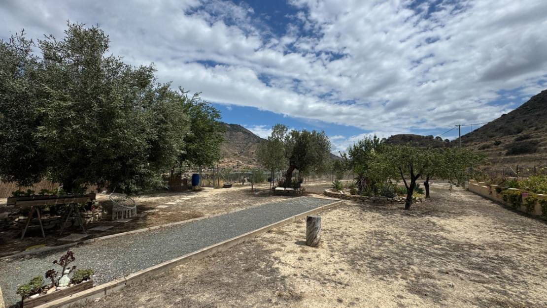 Sale - Villa - Relleu - Relleu Centro