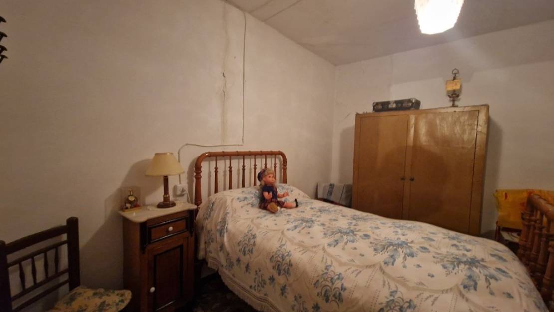 Sale - Villa - Relleu - Relleu Centro