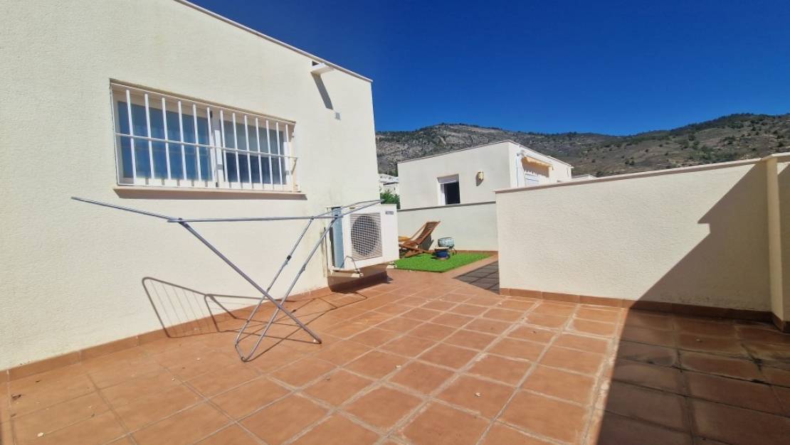Sale - Villa - Relleu - Relleu Centro
