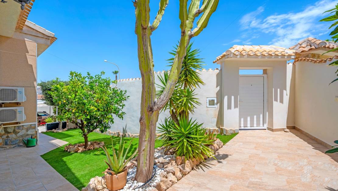 Sale - Villa - Rojales - Ciudad Quesada