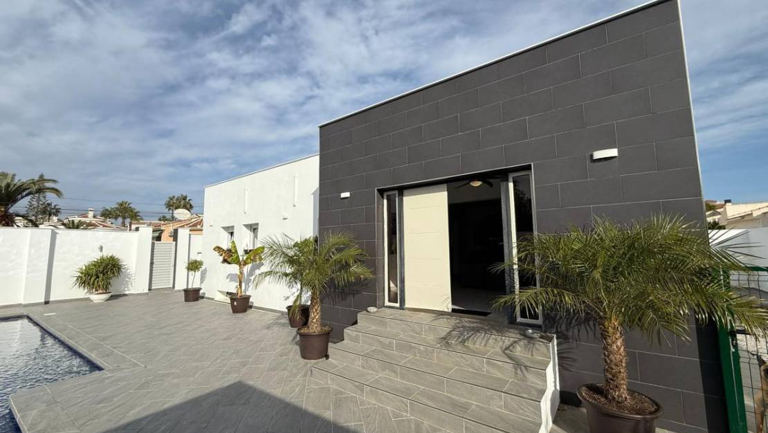 Sale - Villa - Rojales - Ciudad Quesada