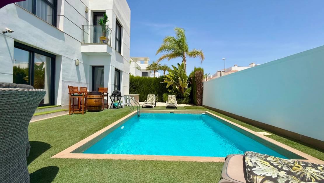 Sale - Villa - Rojales - Ciudad Quesada