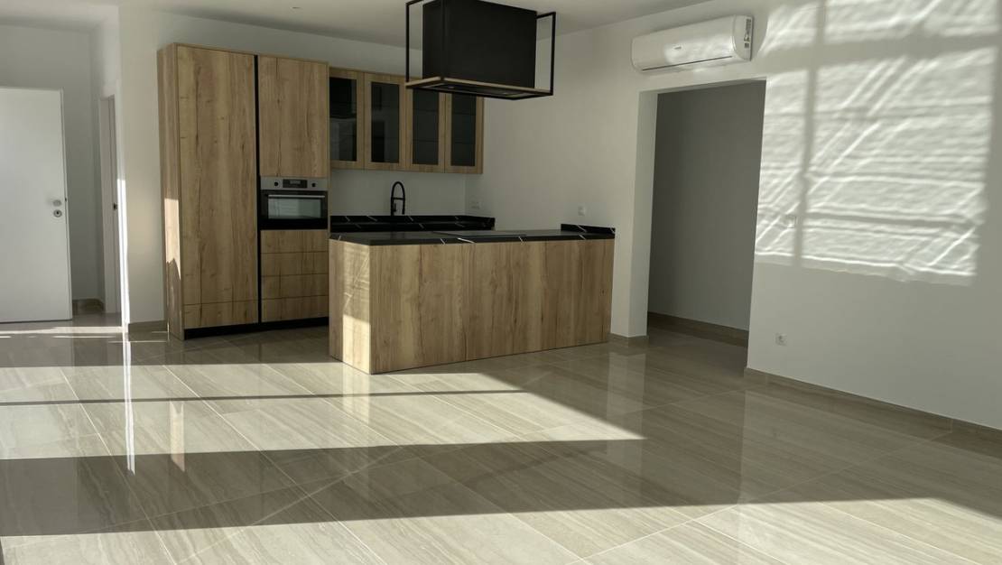 Sale - Villa - Salinas - Salinas Centro